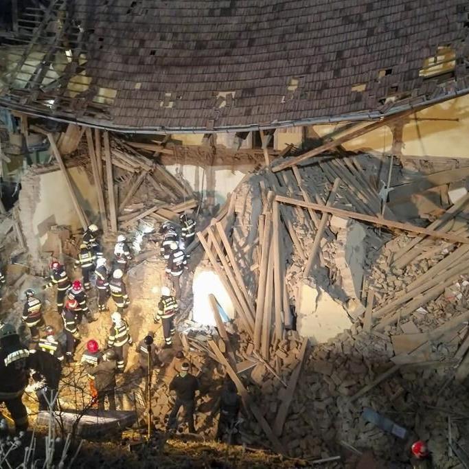 1 dead, 3 injured after boarding school partially collapses in central Romania